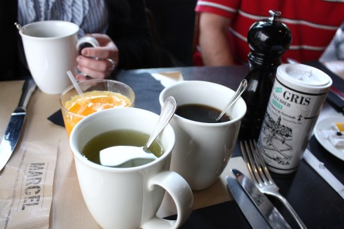 Ava chez Marcel pour la fête des mères 069