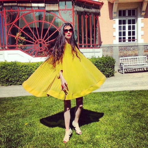 1516356_1412315935704563_1683392996_n