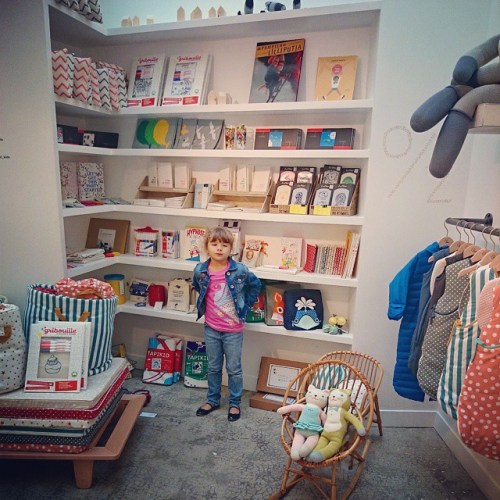 Ava chez Centre Commercial Paris